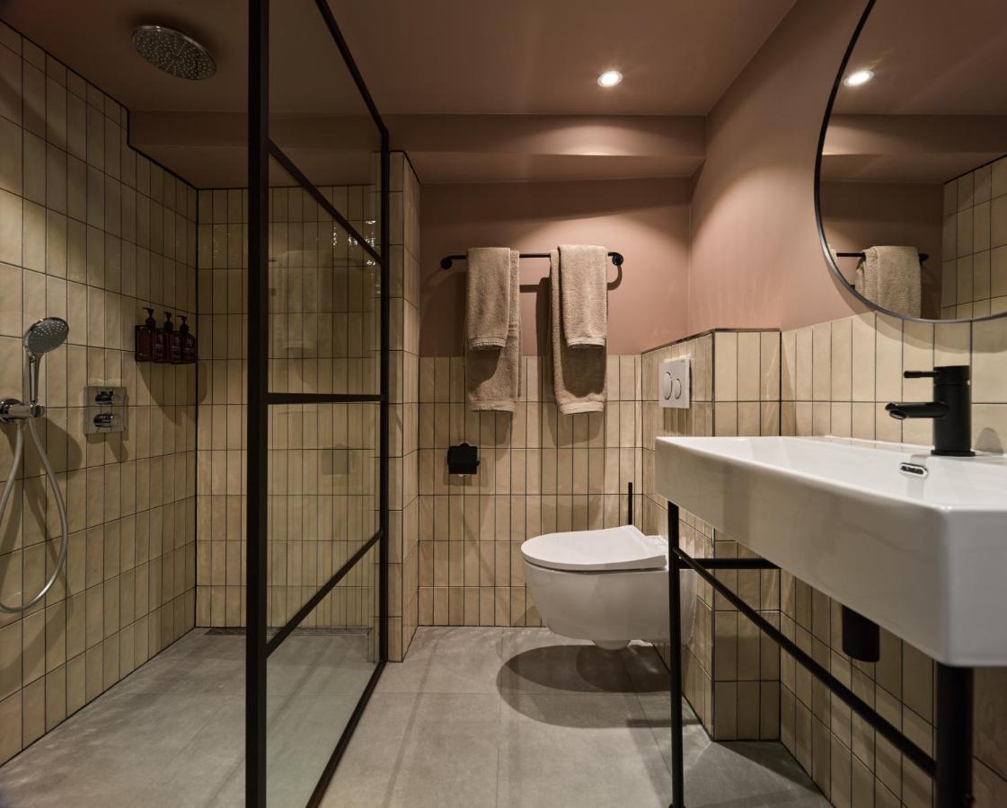 Boutique Hotel & Restaurant Frenchie ハーレム エクステリア 写真